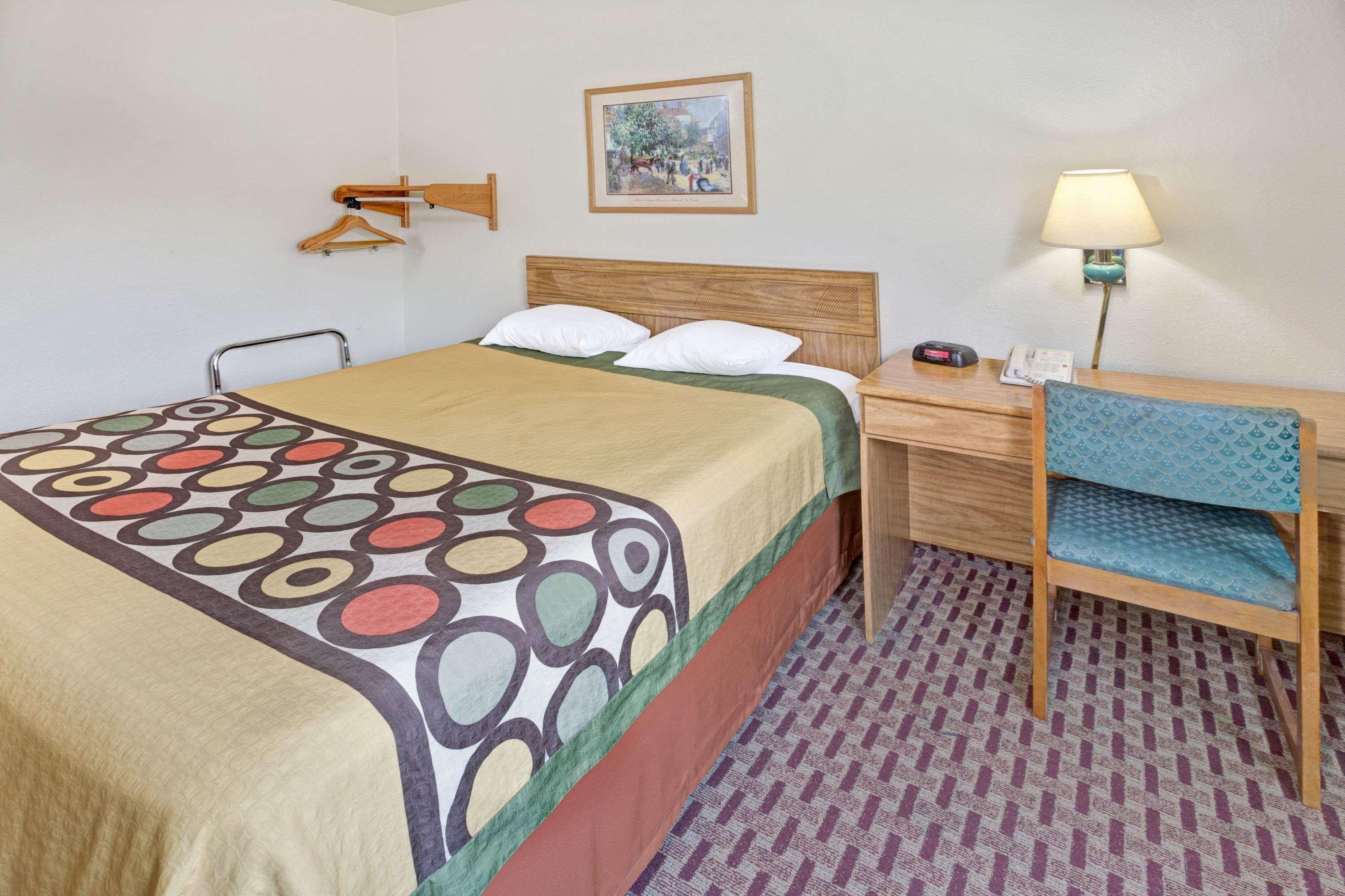 Super 8 By Wyndham Canonsburg/Pittsburgh Area Экстерьер фото